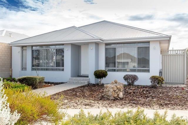 180 Hawksbill Drive, WA 6038