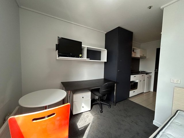 402/127 Leicester St, VIC 3053