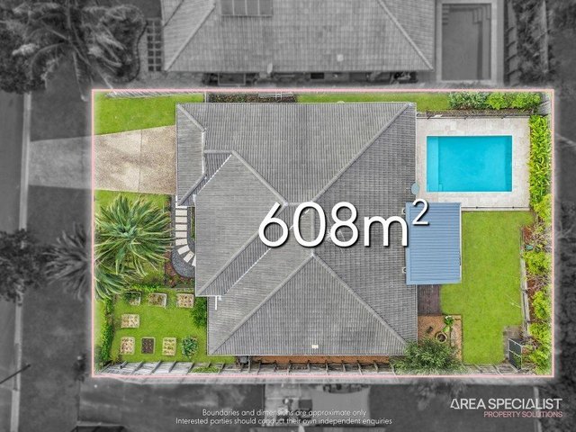 10 MacLagen Street, QLD 4208