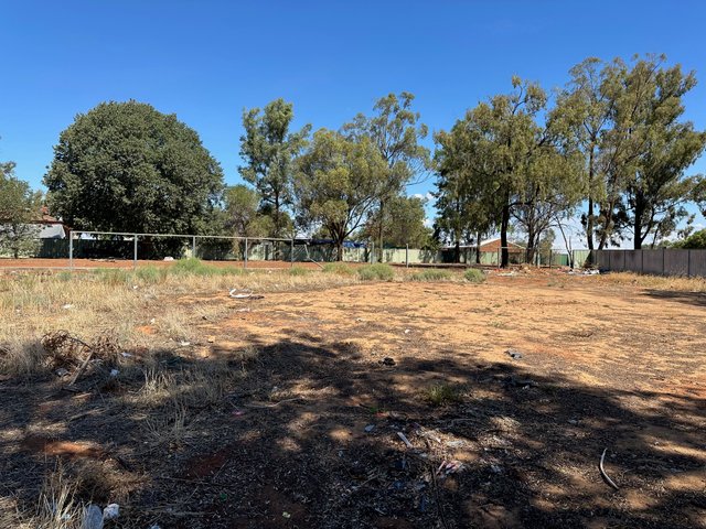 6 McKern Place, NSW 2680