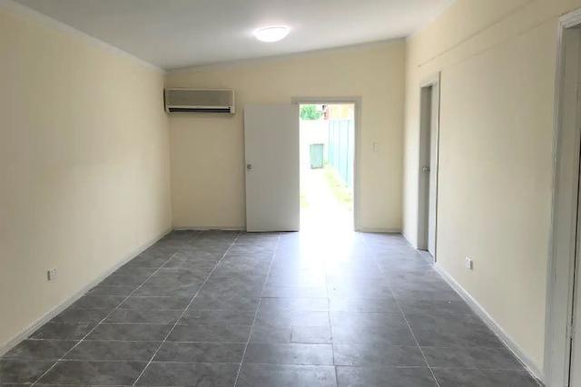 196A Memorial Avenue, NSW 2170