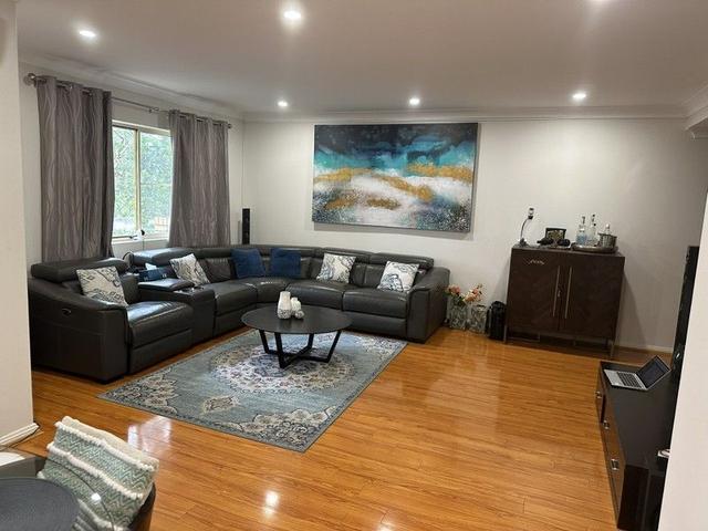 7/1 Bradley  Place, NSW 2138