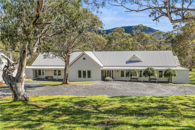 'The White House' 37 Post Office Lane, NSW 2627