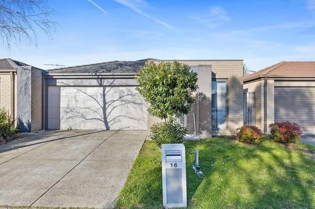 16 Field Street, VIC 3810