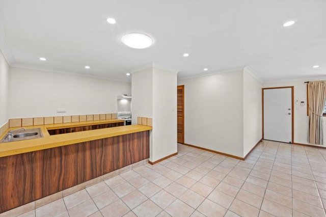 2/203 Central Street, QLD 4215