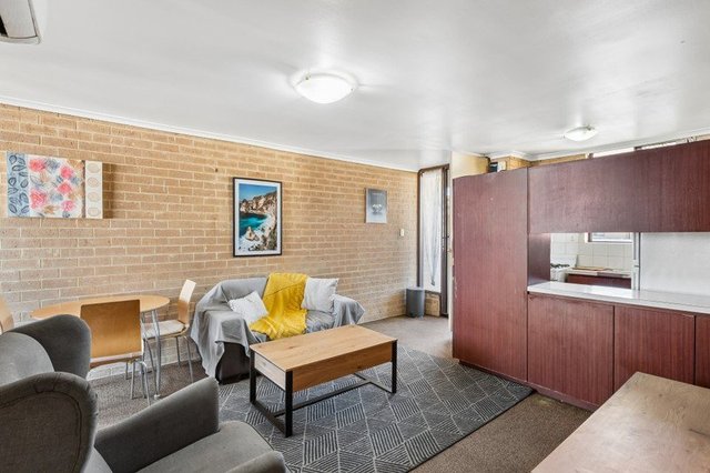 216/54 Nannine Place, WA 6103