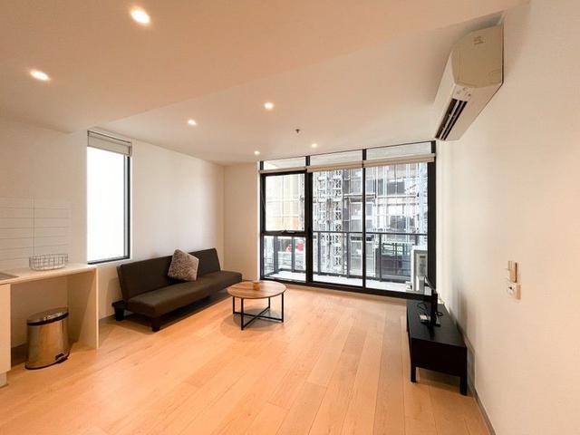 2001/109 Clarendon Street, VIC 3006