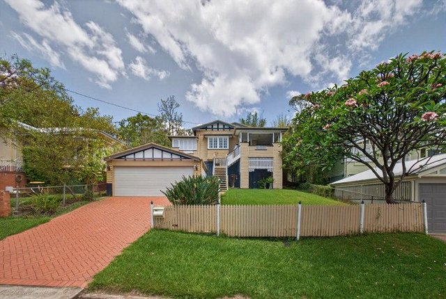 16 Vimy Street, QLD 4065