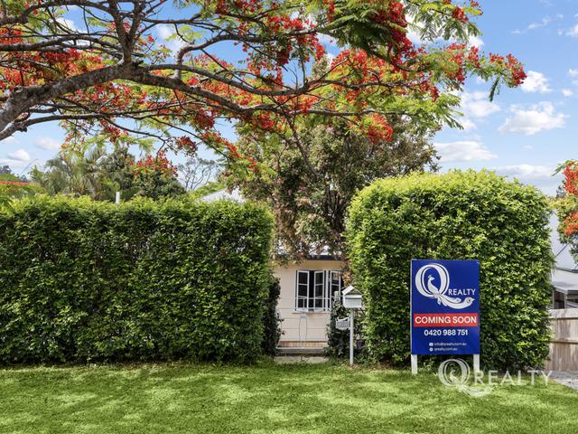19 La Monte Street, QLD 4105