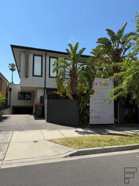 1/124 Orrong Road, VIC 3185