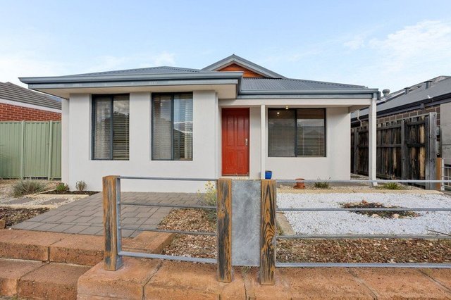 18 Greenslade Crescent, WA 6069
