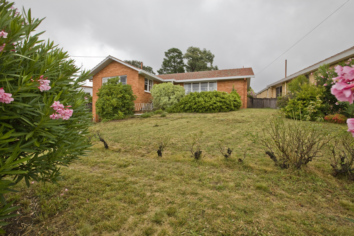 11 Kinkora Place, Crestwood NSW 2620 Allhomes