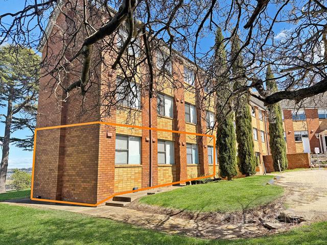 1/8 Ben Street, NSW 2580