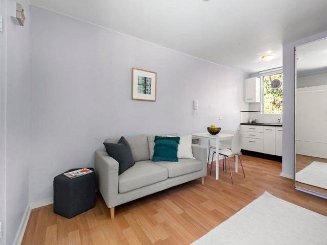 12/24-26 Lansdowne Road, VIC 3183