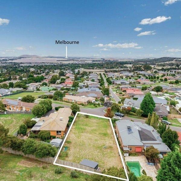 70 Roulston Way, VIC 3756