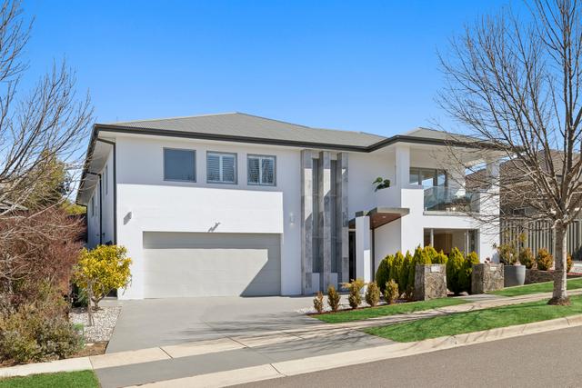 22 Baker Crescent, NSW 2620