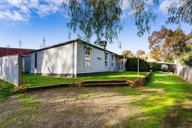 6 Thomas  Lane, VIC 3450