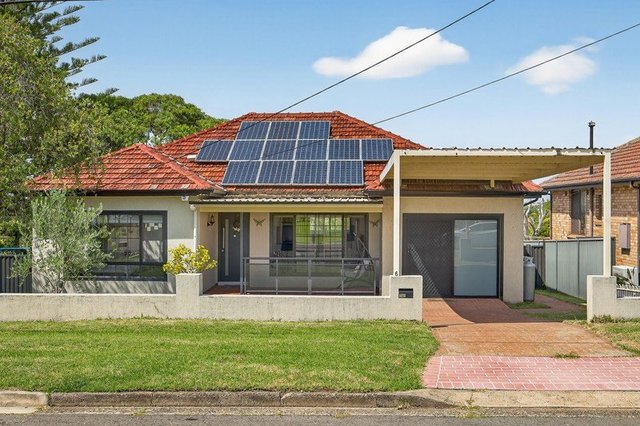 6 Saladine Avenue, NSW 2196