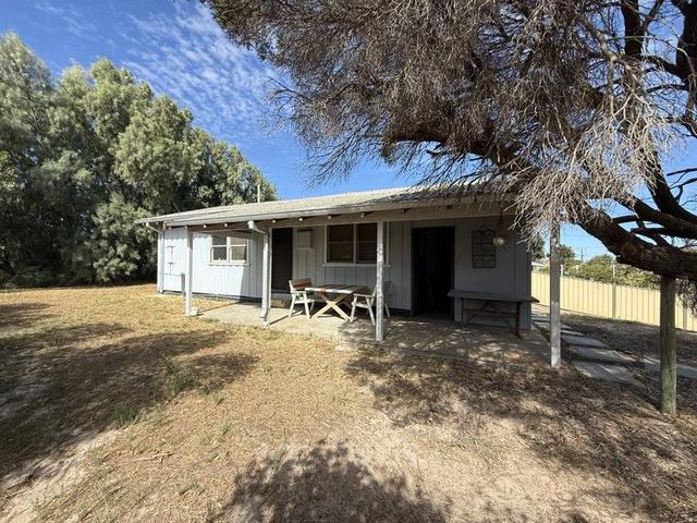 27 Burges Street, WA 6525