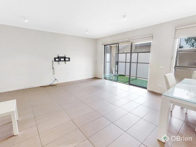 19 Hinterland Close, VIC 3975