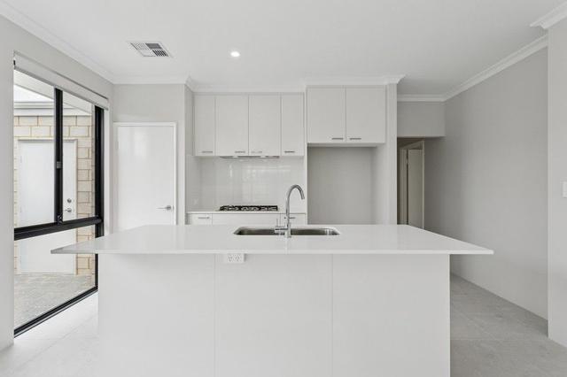 5 Dandelion Street, WA 6055