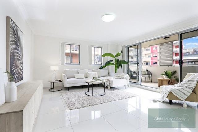 33/4-6 Lachlan St, NSW 2170