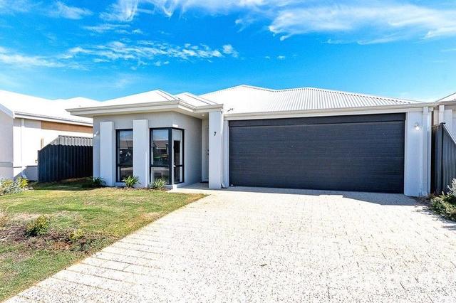 7 Starling Road, WA 6034