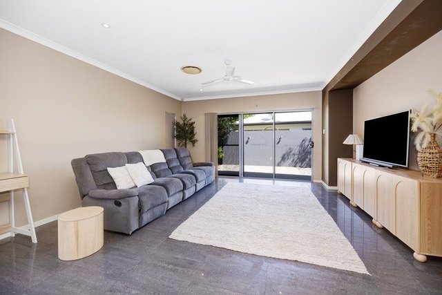 34 Dunlop Street, QLD 4815