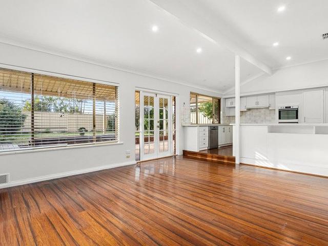 14 Keenan Way, WA 6150