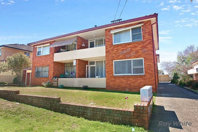 2/90-92 The Broadway, NSW 2196