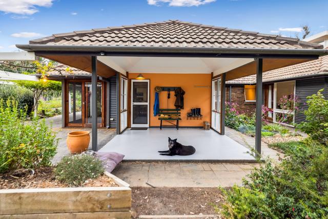 "Glen Yattah" 3 Middletons Lane, NSW 2582
