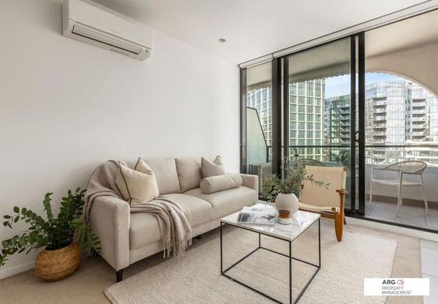 1215/52 Park Street, VIC 3205