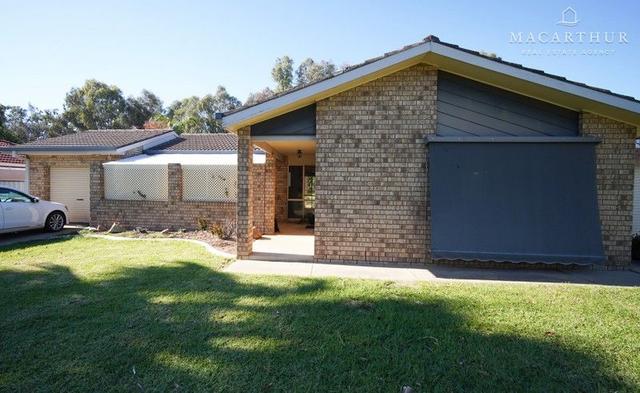 32 Karoom Drive, NSW 2650
