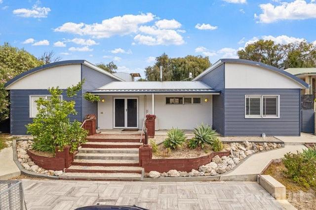 6 Yalgorup Court, WA 6215