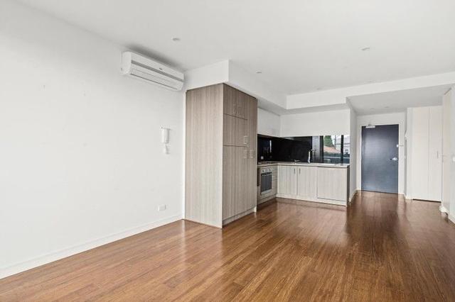 102/146 Bell Street, VIC 3058
