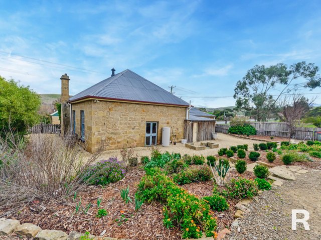 8 Arthur Street, TAS 7140