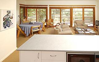 Kitchen - lounge