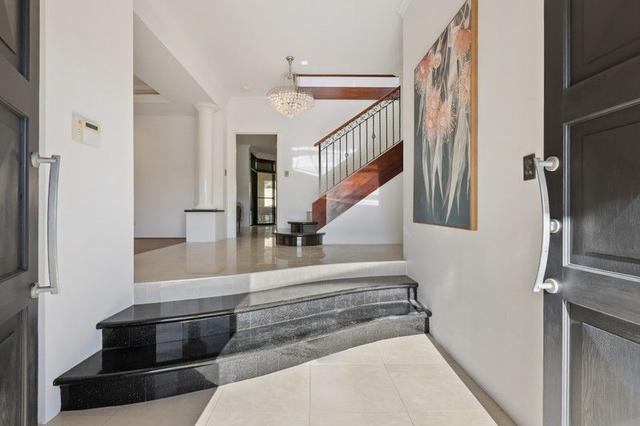 5 Montague Way, WA 6025