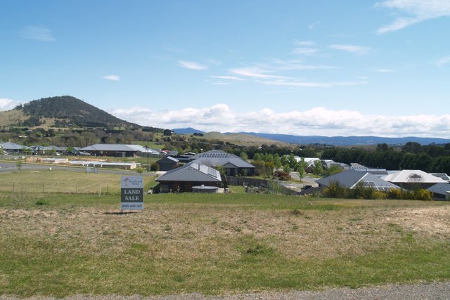 3 Coffey Street, NSW 2622