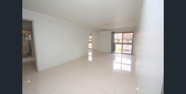 2/15 Robinson Street, QLD 4151