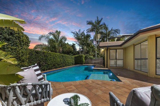 23 Valencia Court, QLD 4037