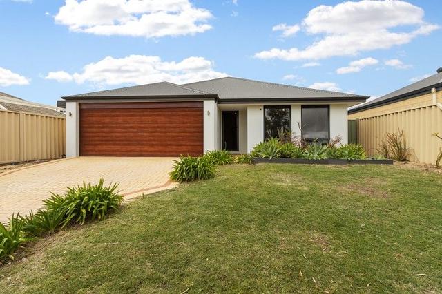 4 Goldfinch Bend, WA 6112