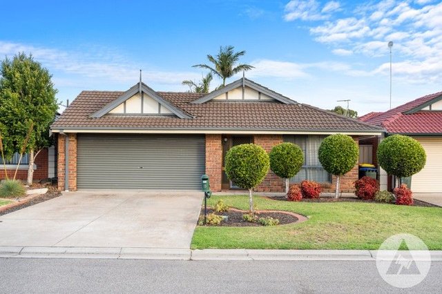 15 Royal Close, SA 5023