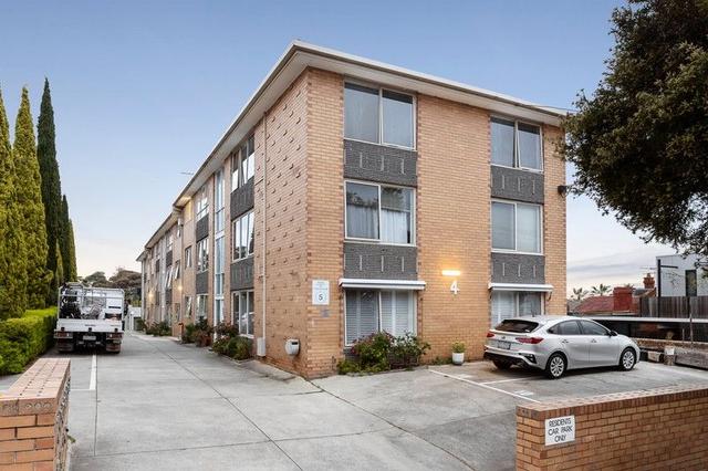 3/4 McCracken Avenue, VIC 3070