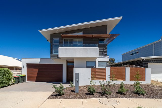 17 Butterfish Street, ACT 2914