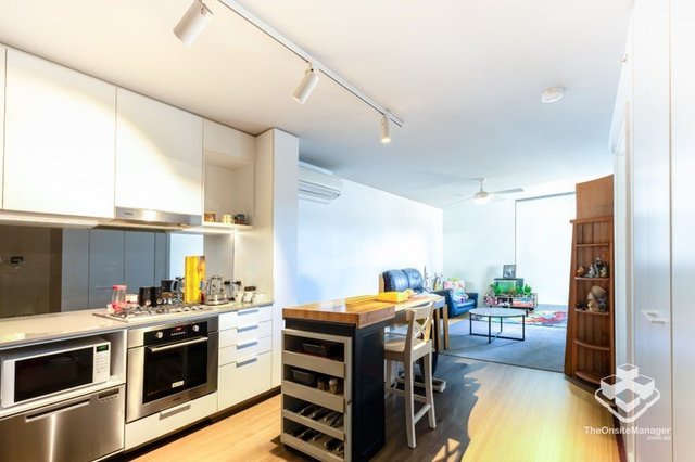 803/11 Carriage Street, QLD 4006