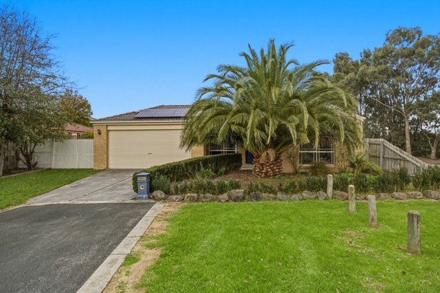 16 Warrenwood Place, VIC 3805