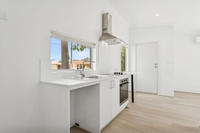 43 Barnsley Street, WA 6107