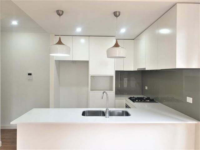 4/40 Barber  Avenue, NSW 2750