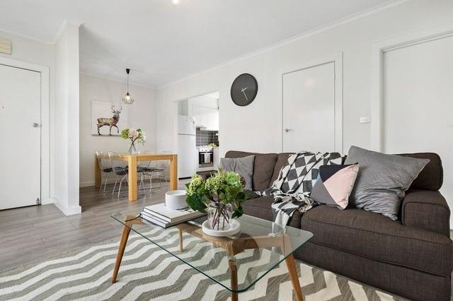2/40 Crawley Street, VIC 3073